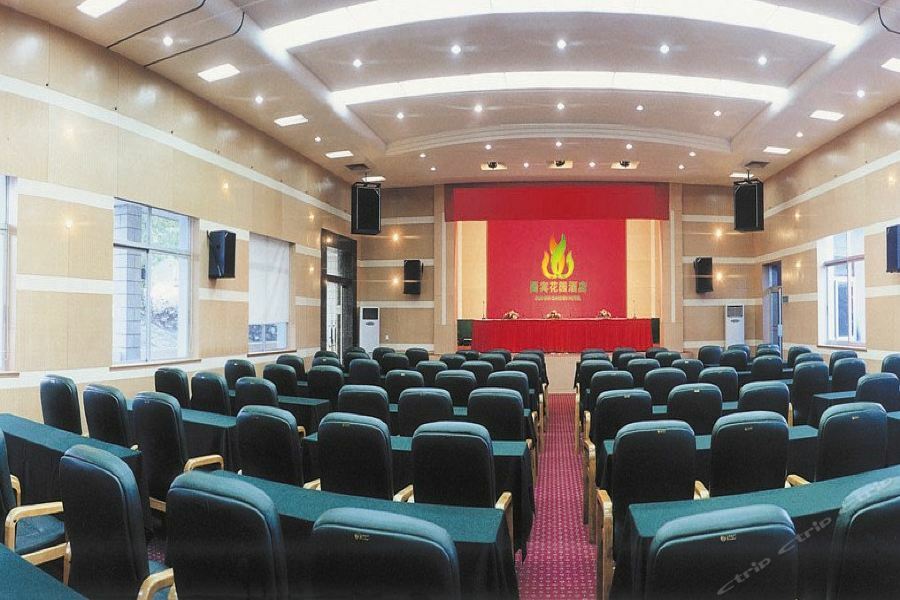 Guobin Garden Hotel Yichang Buitenkant foto
